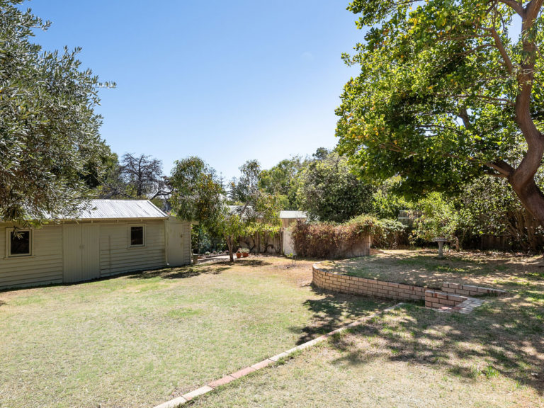 12 Florence Street gallery