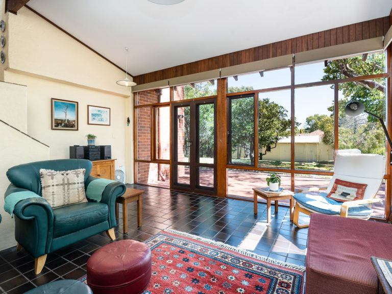 12 Florence Street gallery