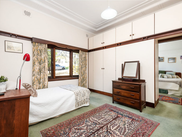 12 Florence Street gallery