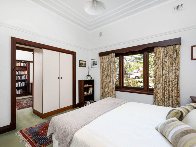 12 Florence Street gallery