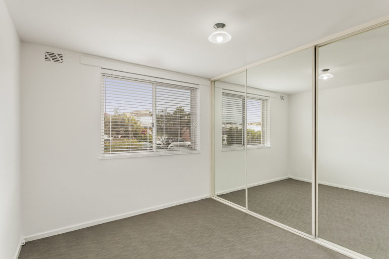 2/34 Margaret St gallery