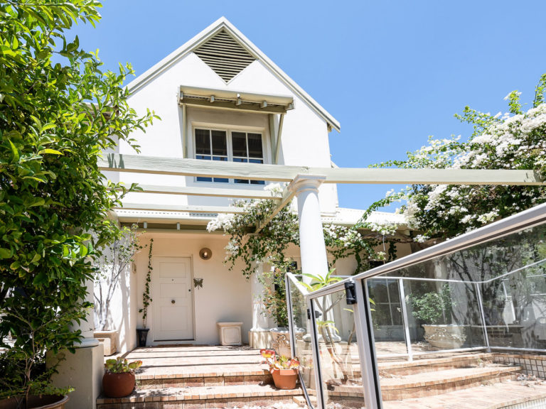 2 Irvine Street gallery