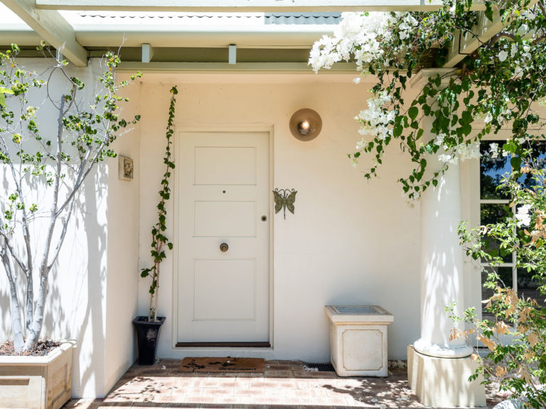 2 Irvine Street gallery