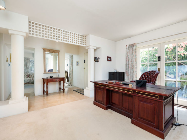 2 Irvine Street gallery