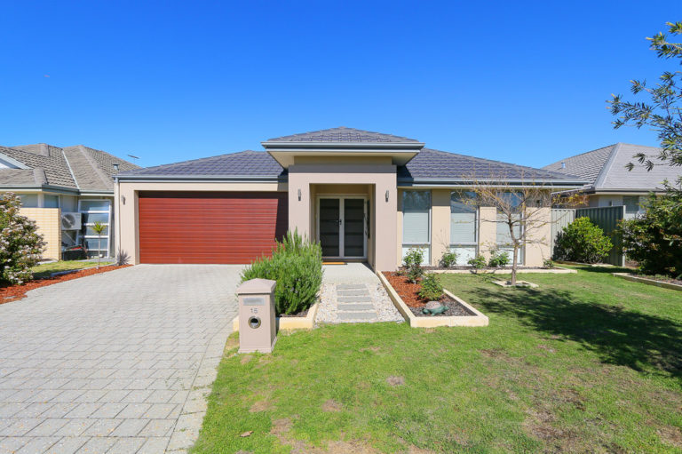 15 Chatham Way gallery