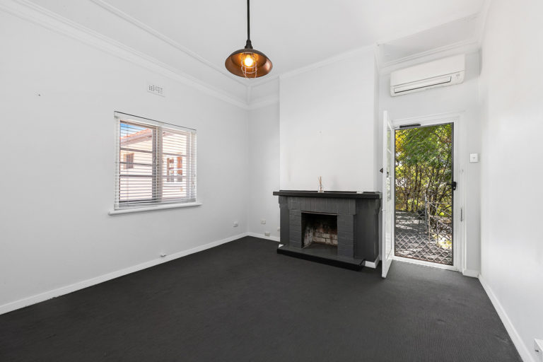 12/1 Barker Road gallery