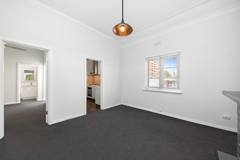 12/1 Barker Road gallery