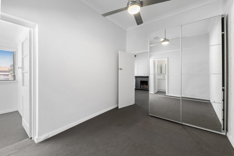 12/1 Barker Road gallery