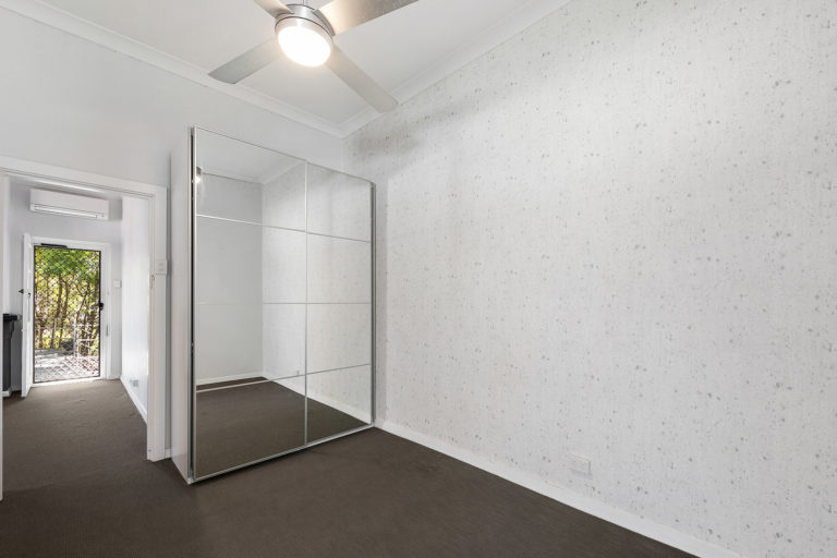12/1 Barker Road gallery