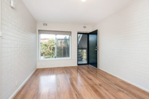 10/4 Gadsdon Street gallery