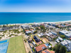 10/4 Gadsdon Street gallery