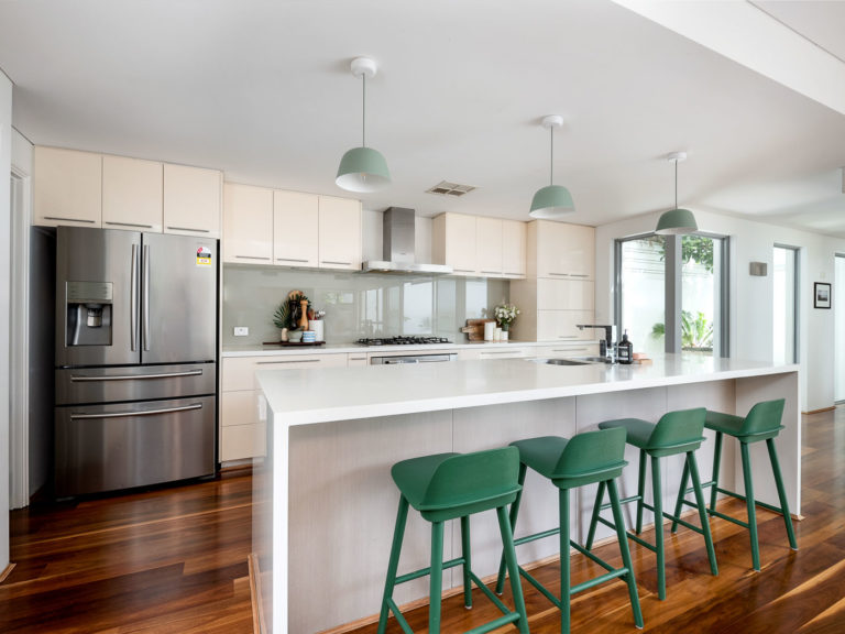 13A Victoria Street gallery