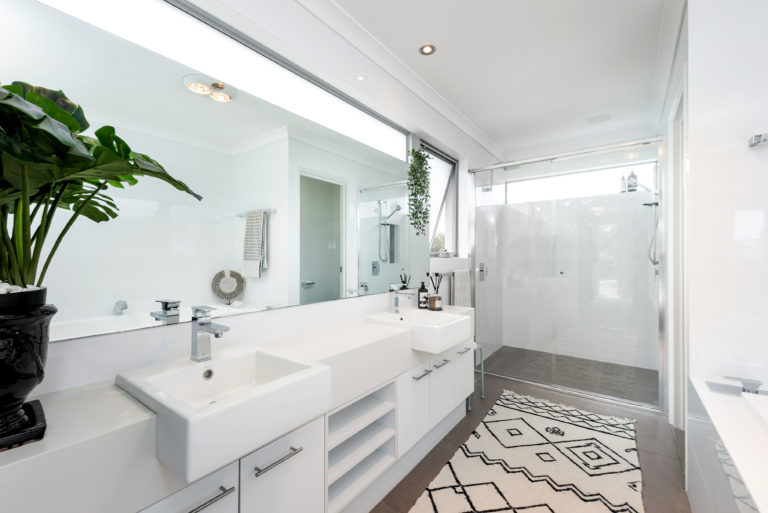 13A Victoria Street gallery