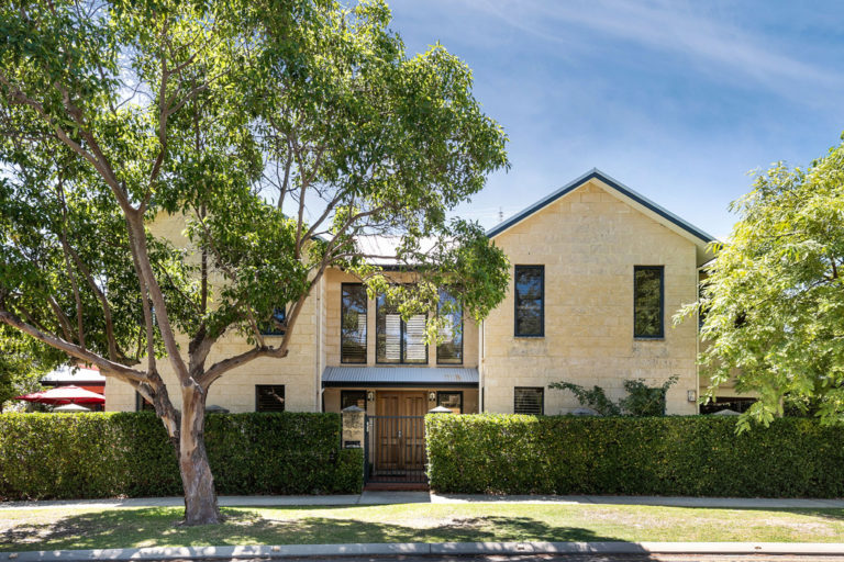 33 Clement Street gallery