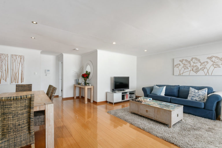 11/134 Marine Parade gallery