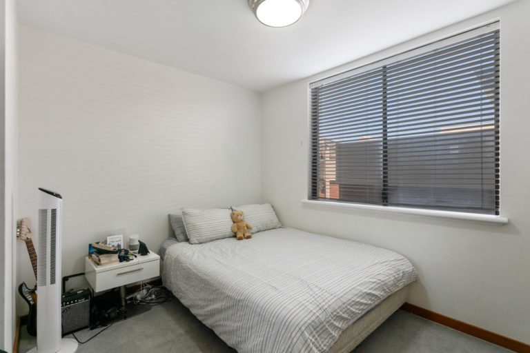 11/134 Marine Parade gallery