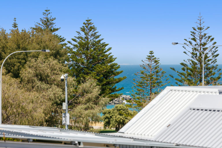 11/134 Marine Parade gallery