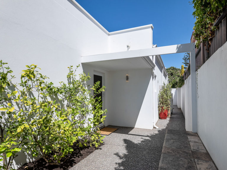 15 Torrens Street gallery