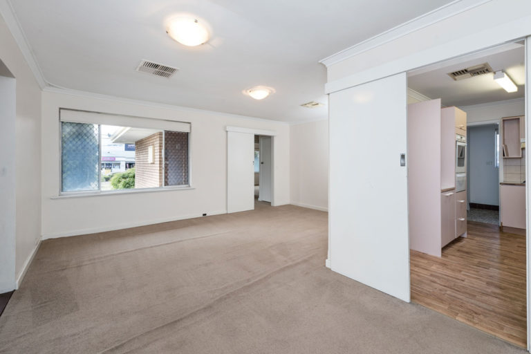 656 Beach Road gallery