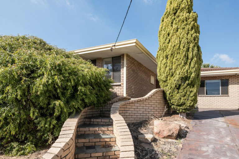 656 Beach Road gallery