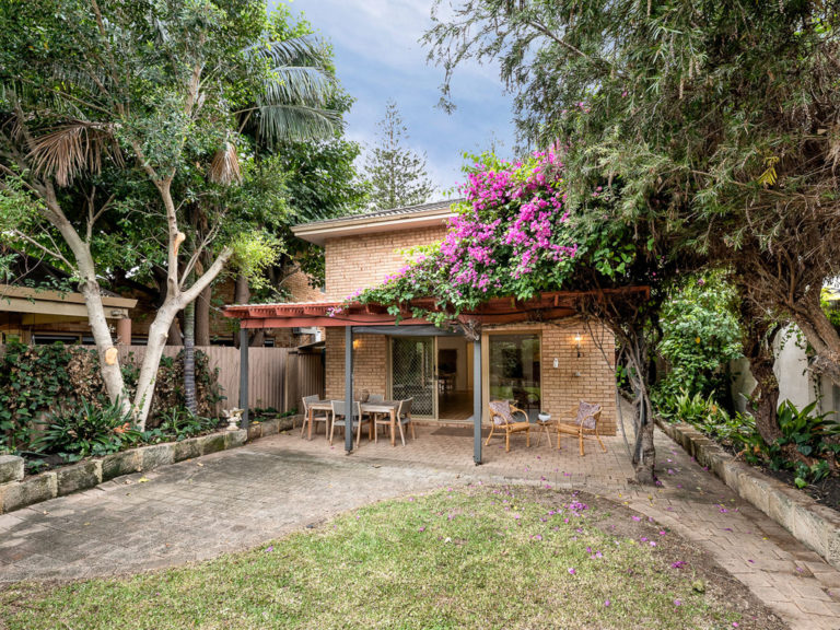 311 Marmion Street gallery