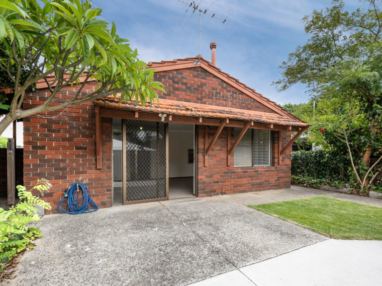 15 Gill Street gallery