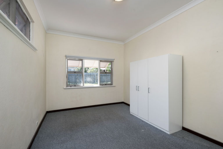 28 Lake Avenue gallery