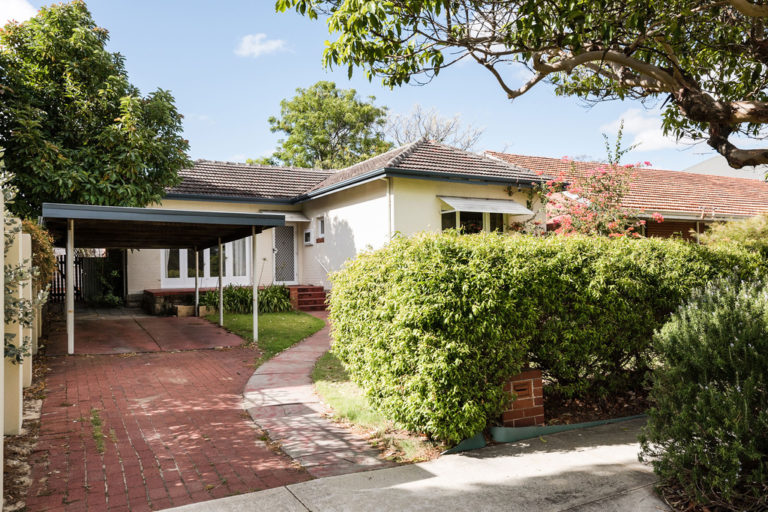 28 Lake Avenue gallery