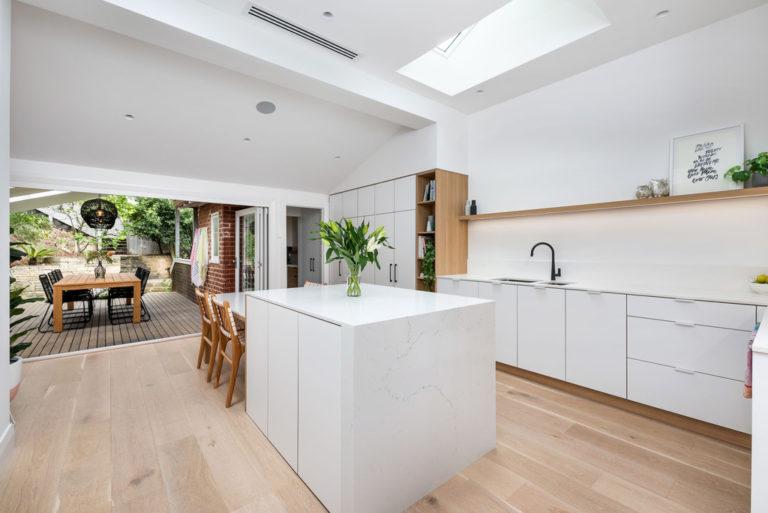 2/58 Forrest Street gallery