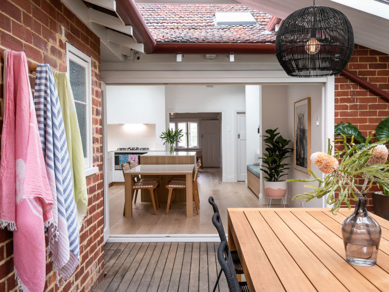 2/58 Forrest Street gallery