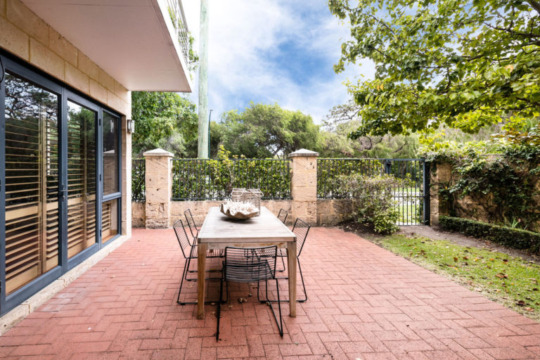 33 Clement Street gallery