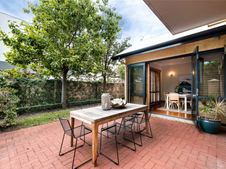 33 Clement Street gallery