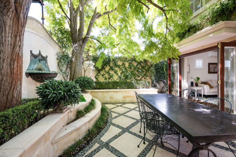 23 Clement Street gallery