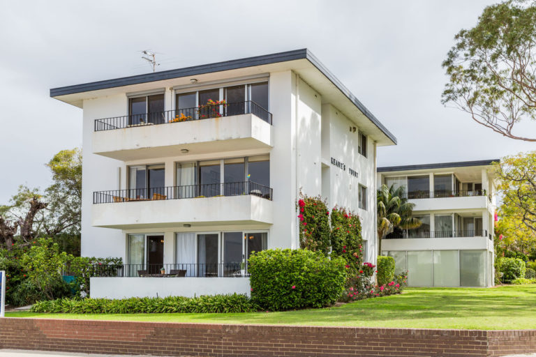 1/1 Johnson Parade gallery