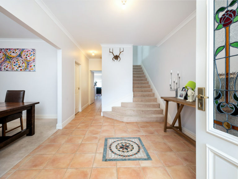 24 Jacaranda Avenue gallery