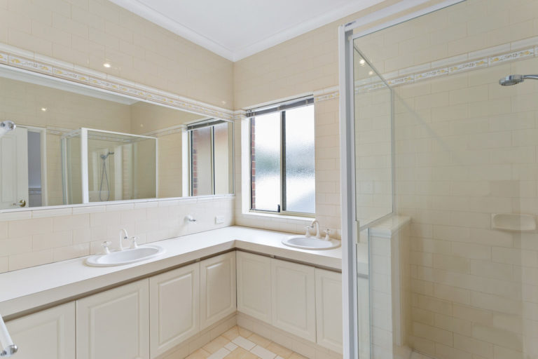 24 Jacaranda Avenue gallery