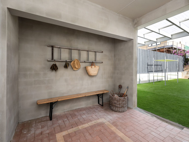 52 Haldane Street gallery