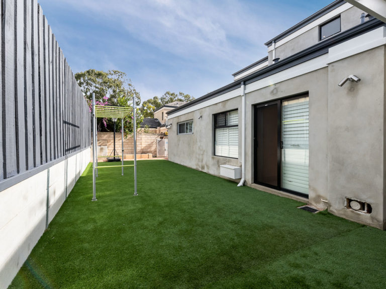52 Haldane Street gallery