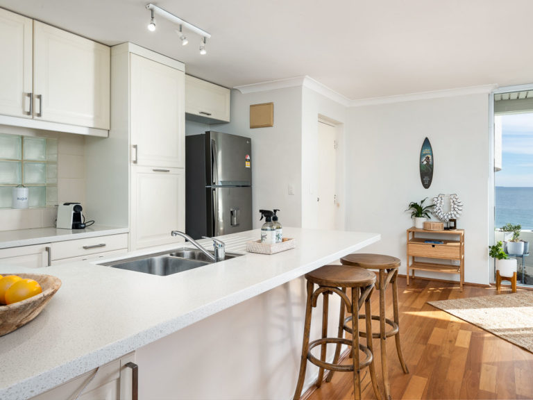 11/152 Marine Parade gallery