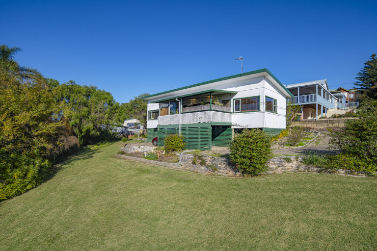 3 Irwin Street gallery