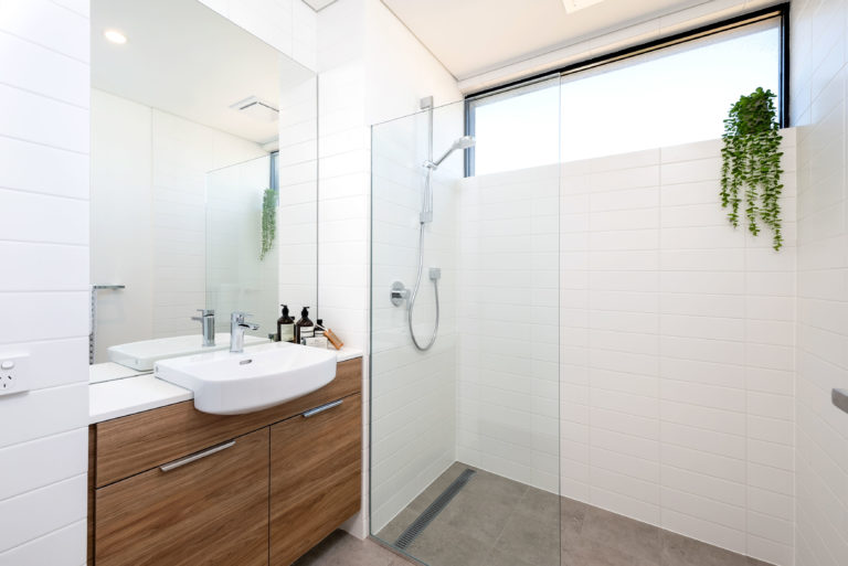 3/15 Lime Street gallery