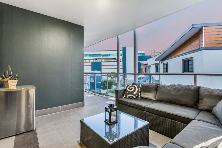 17/8 Hordern Street gallery