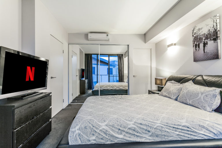 17/8 Hordern Street gallery