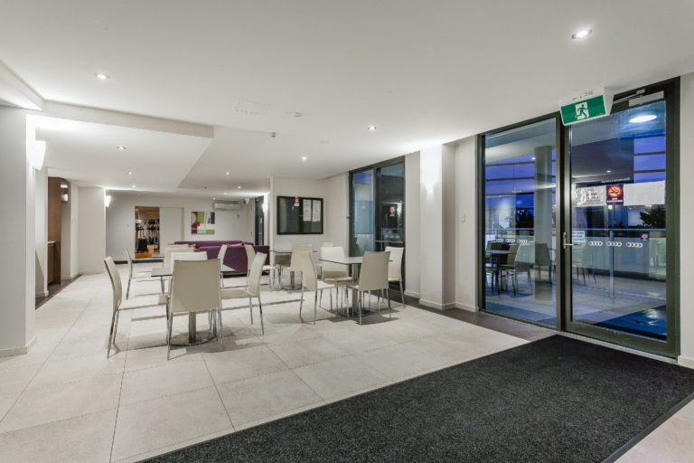 17/8 Hordern Street gallery
