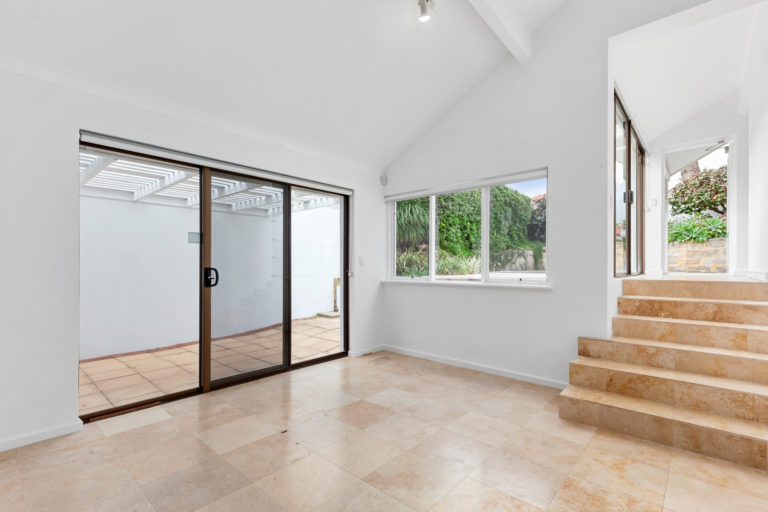 12 Margaret Street gallery