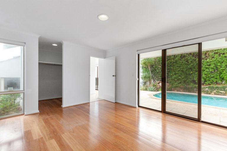 12 Margaret Street gallery