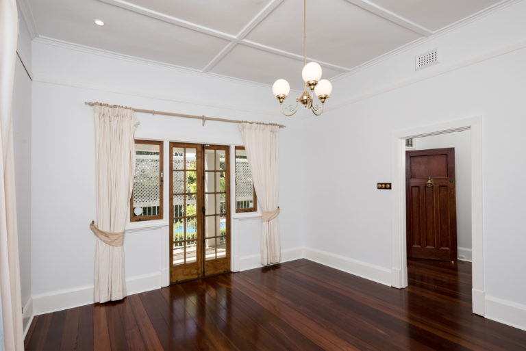 51 Loch Street gallery