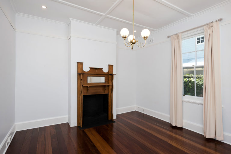 51 Loch Street gallery