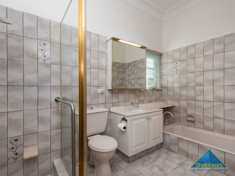 22r Keane Street gallery