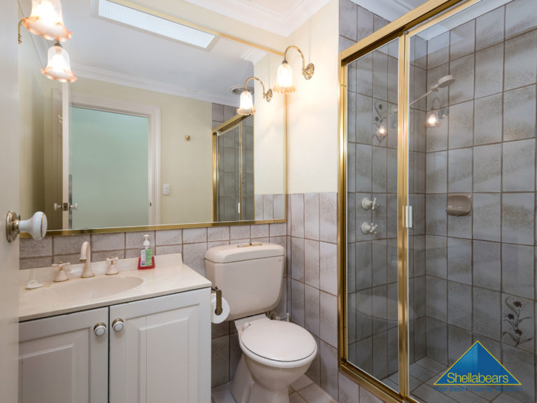 22r Keane Street gallery